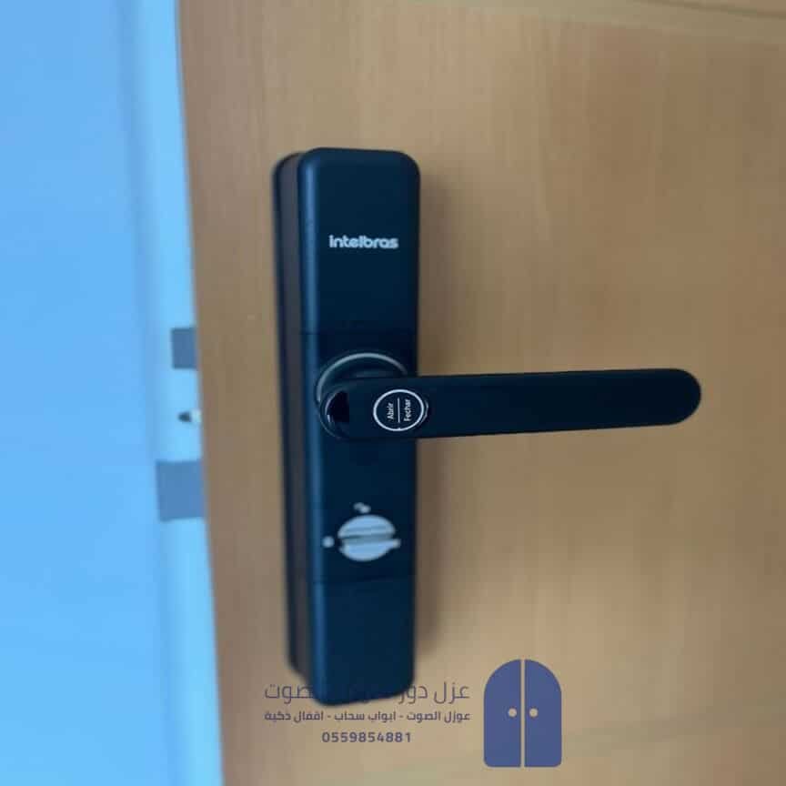 مقبض باب ذكي